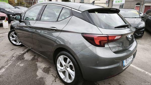 2019 Opel Astra 1 Year Warranty / Low Mileage - photo 4