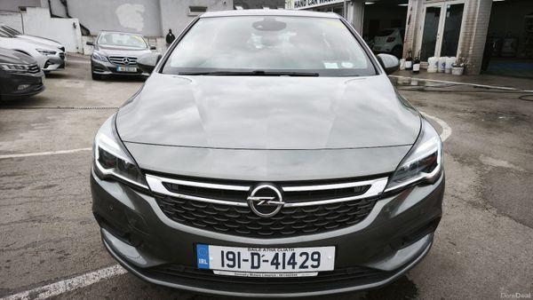 2019 Opel Astra 1 Year Warranty / Low Mileage - interior view