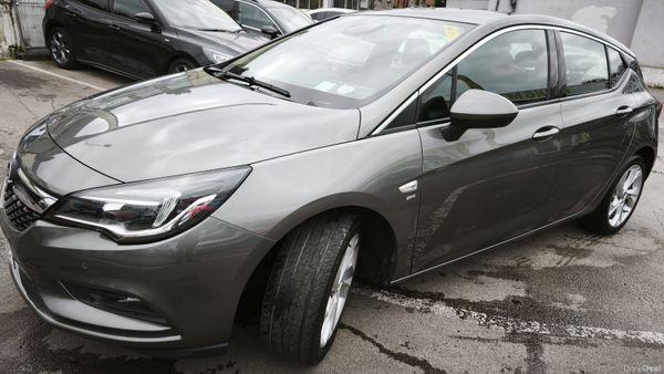 2019 Opel Astra 1 Year Warranty / Low Mileage - photo 3