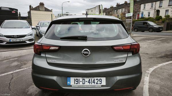2019 Opel Astra 1 Year Warranty / Low Mileage - photo 5