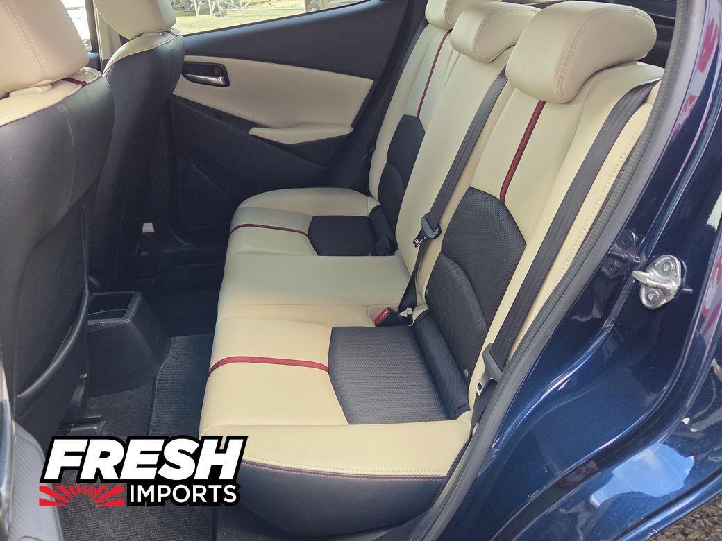 2016 Mazda Demio - photo 17
