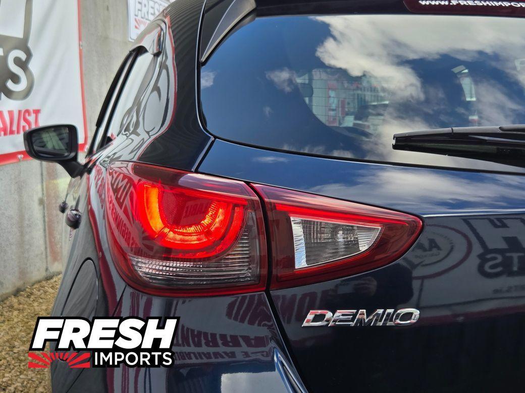 2016 Mazda Demio - photo 19