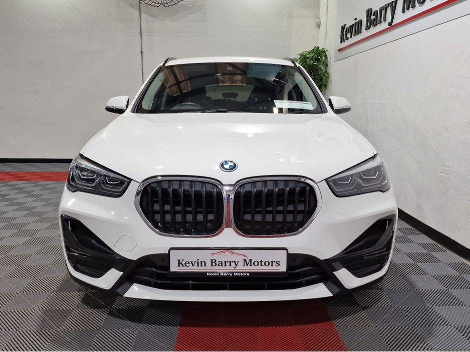 2021 BMW X1 - interior view