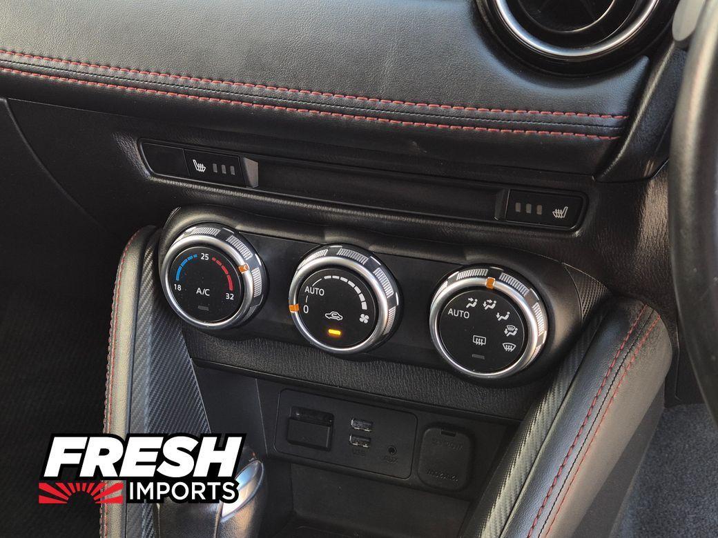 2016 Mazda Demio - photo 10