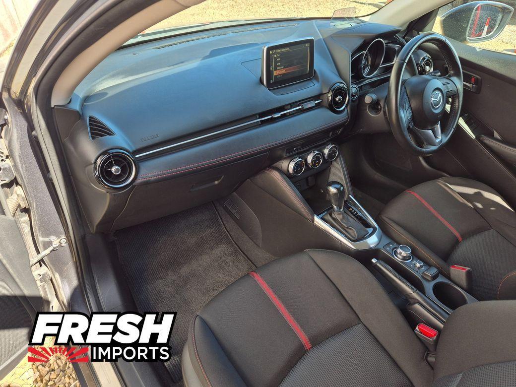 2016 Mazda Demio - photo 15