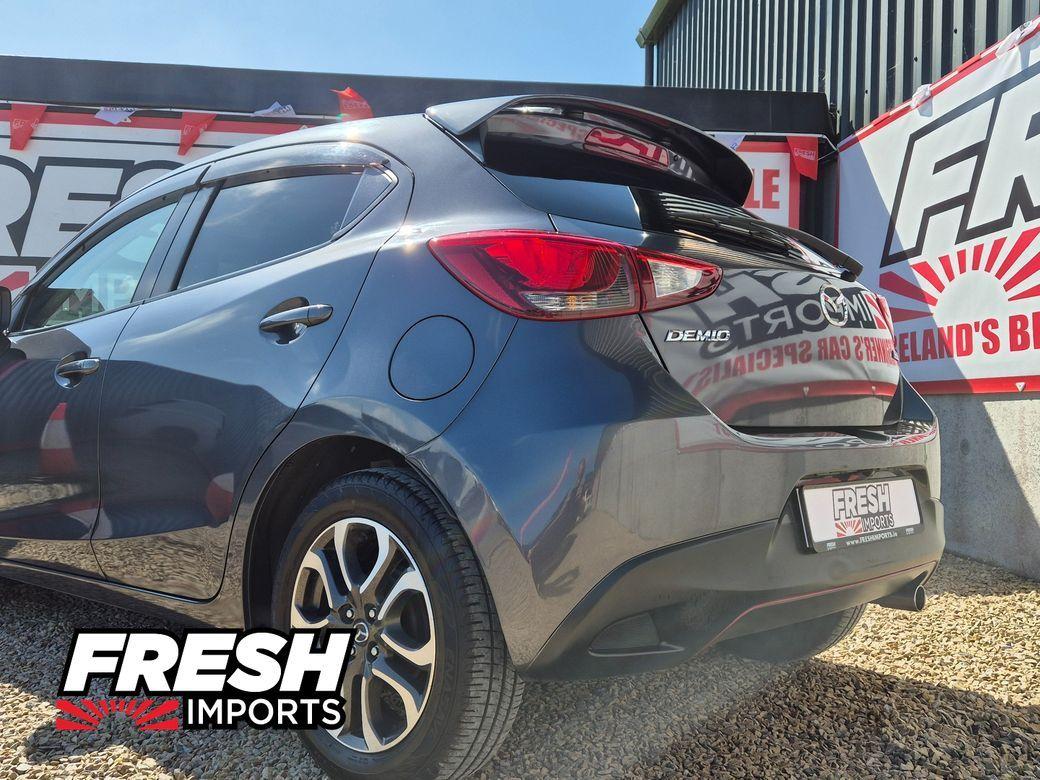 2016 Mazda Demio - photo 20