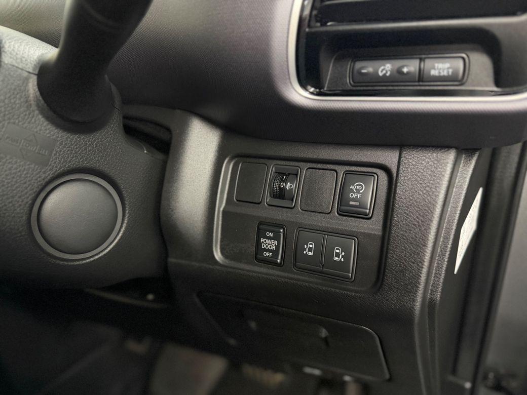 2021 Nissan Serena - photo 13