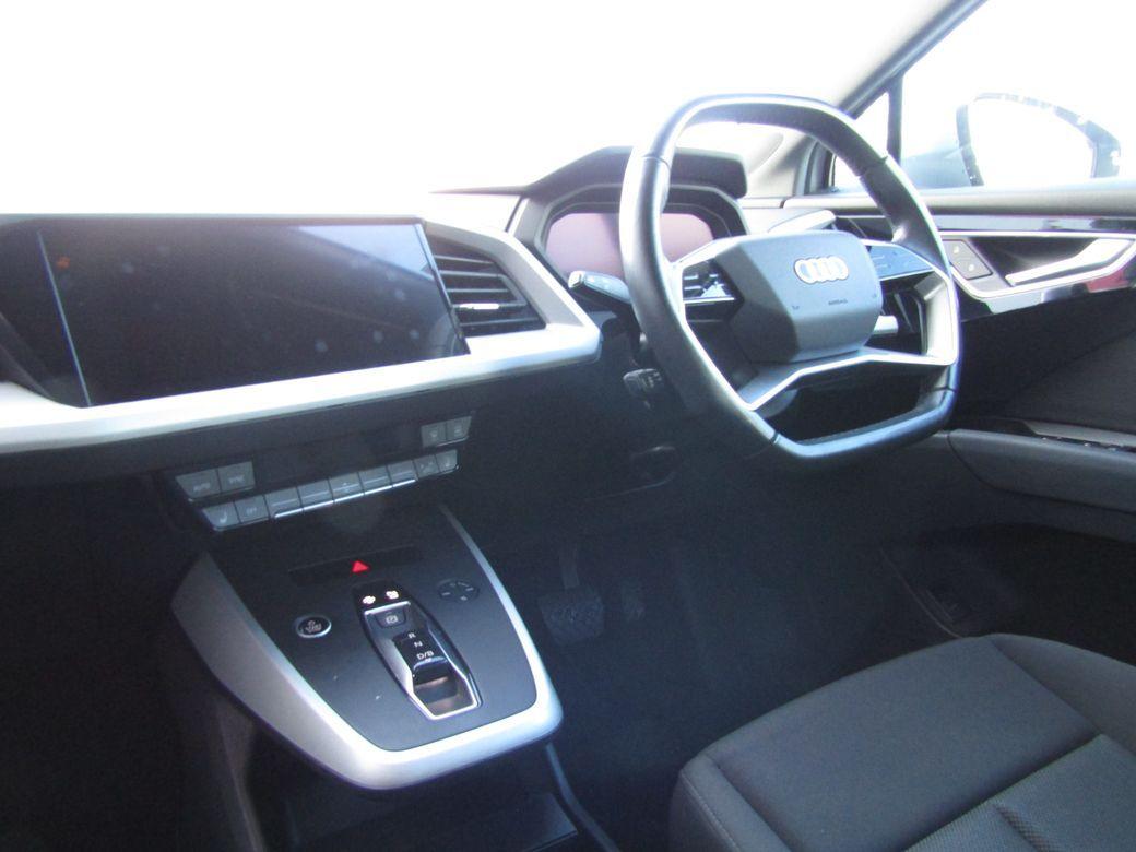 2022 Audi Q4 - photo 9