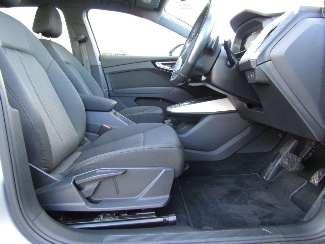 2022 Audi Q4 - photo 10