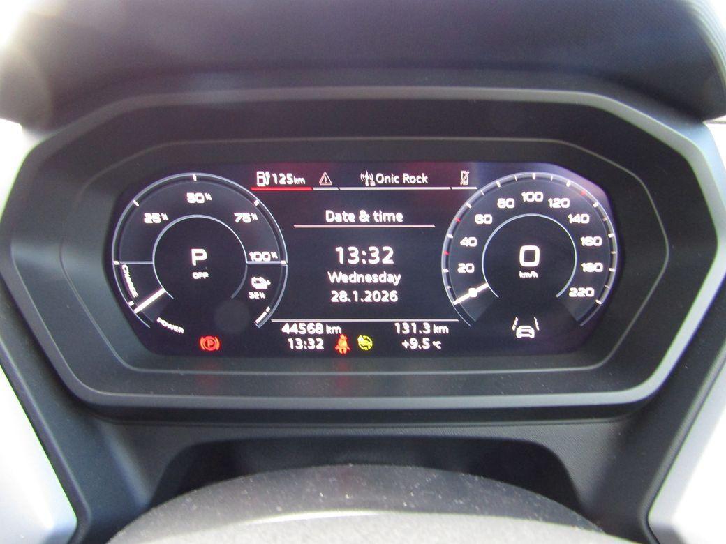 2022 Audi Q4 - photo 13