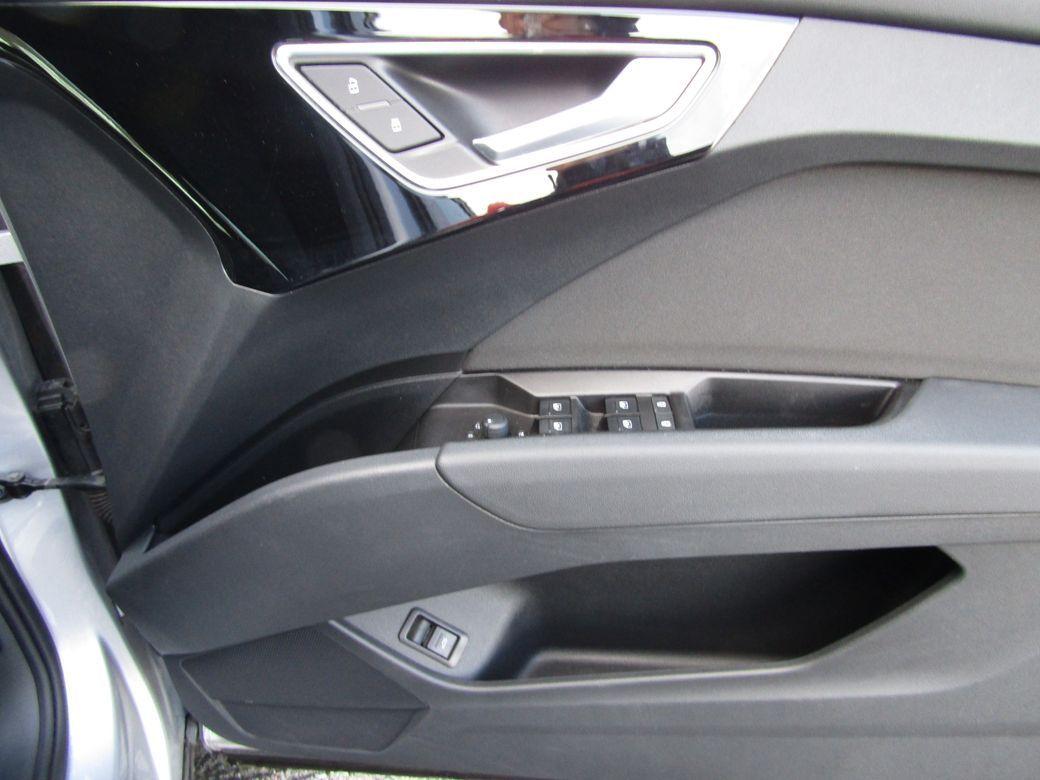 2022 Audi Q4 - photo 18