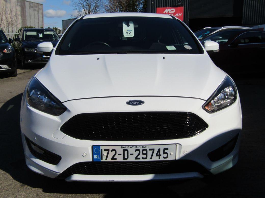 2017 Ford Focus - photo 2