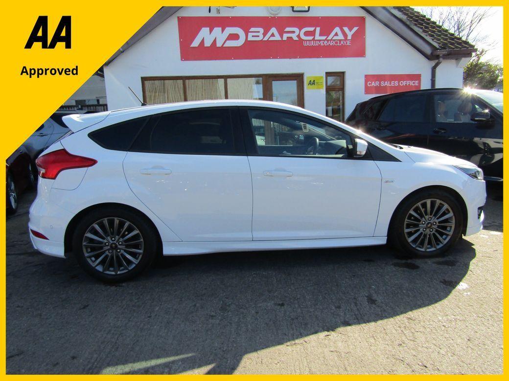 2017 Ford Focus - photo 1