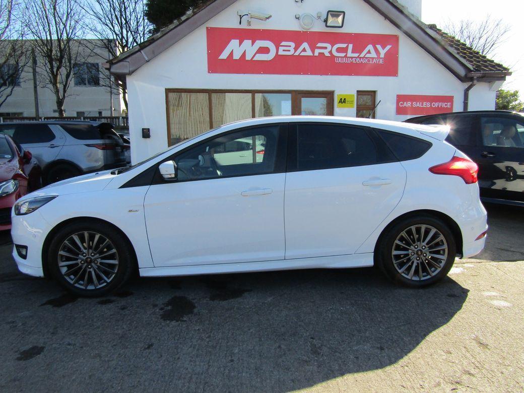 2017 Ford Focus - photo 5