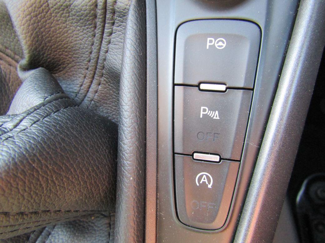 2017 Ford Focus - photo 22