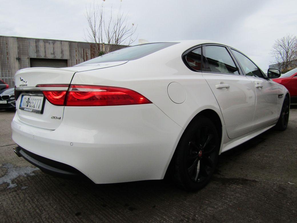 2017 Jaguar XF - photo 8