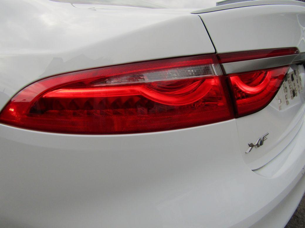 2017 Jaguar XF - photo 37