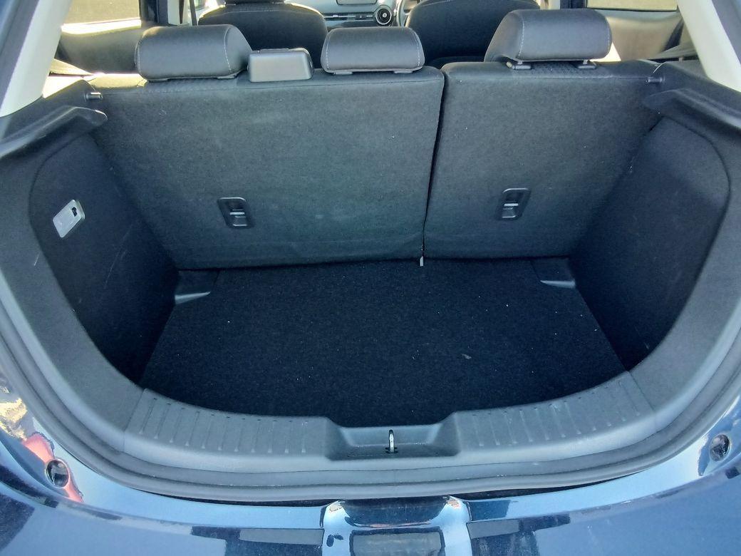 2017 Mazda Demio - photo 9