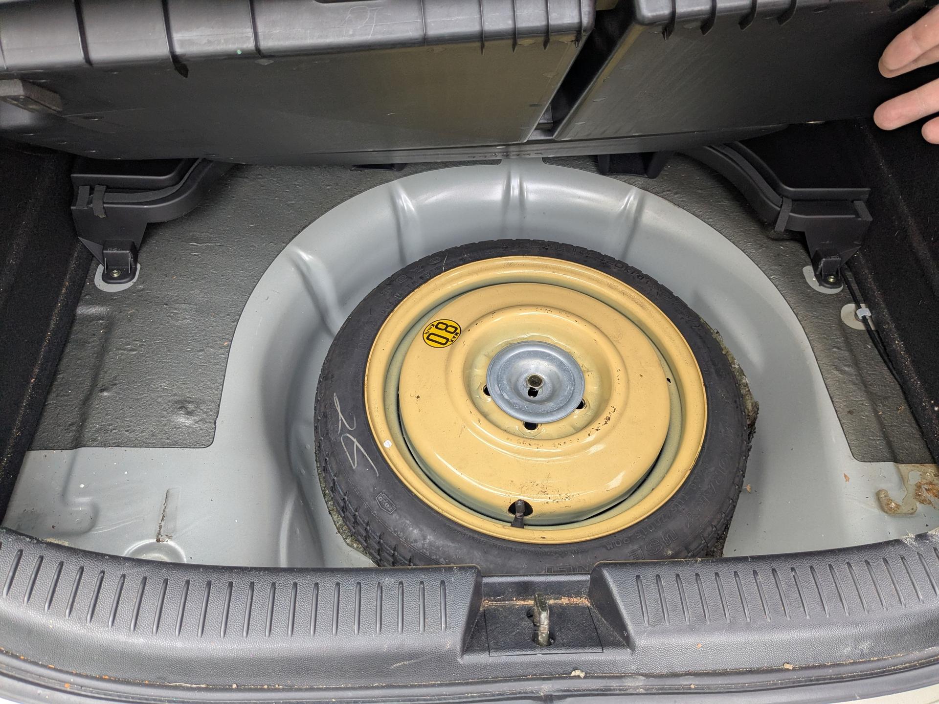 Mazda 3 - photo 10