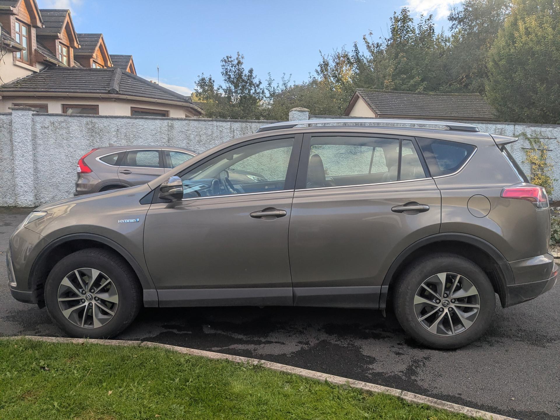 Toyota rav 4 luma sport automatic - photo 7