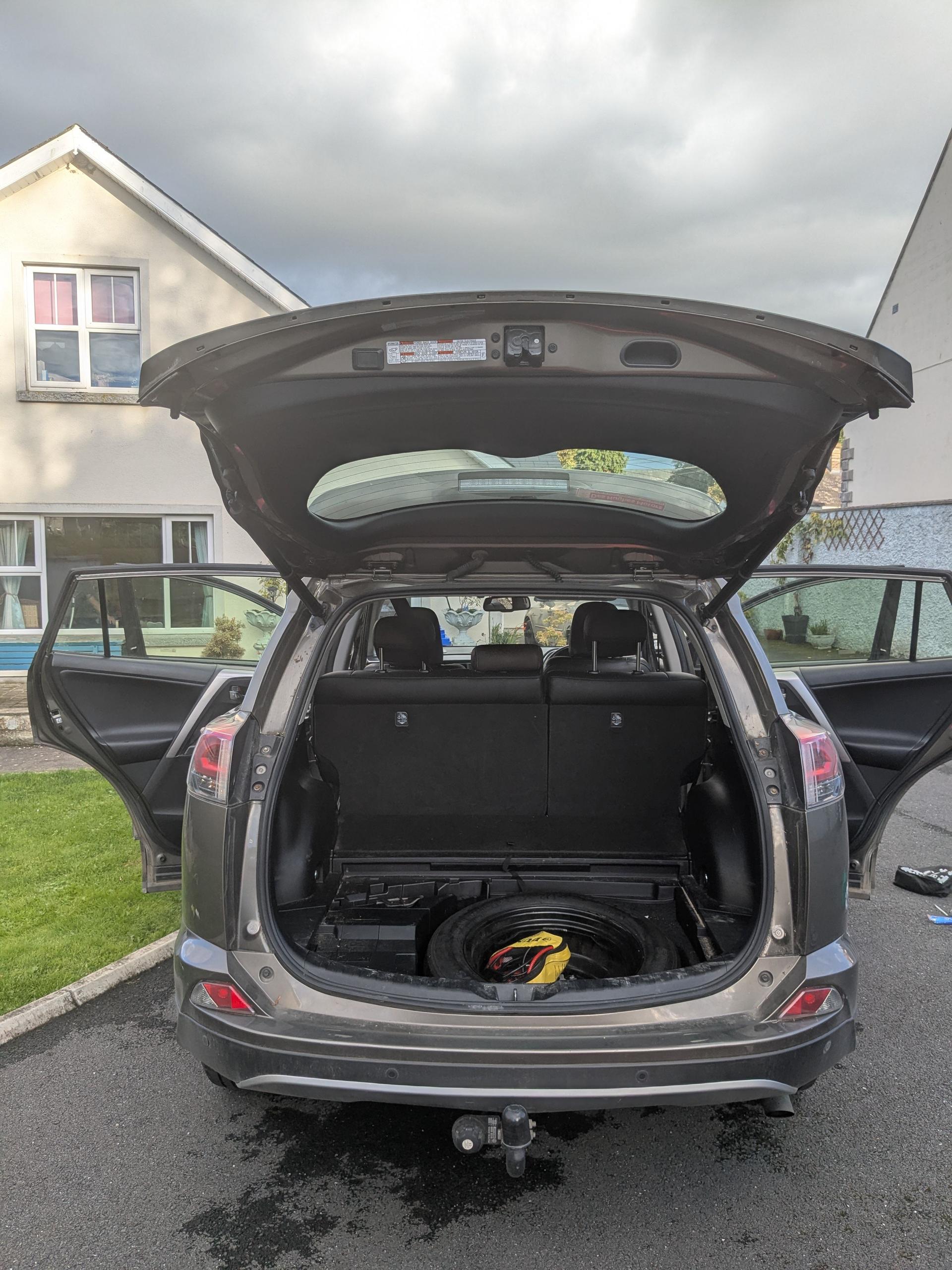 Toyota rav 4 luma sport automatic - photo 10