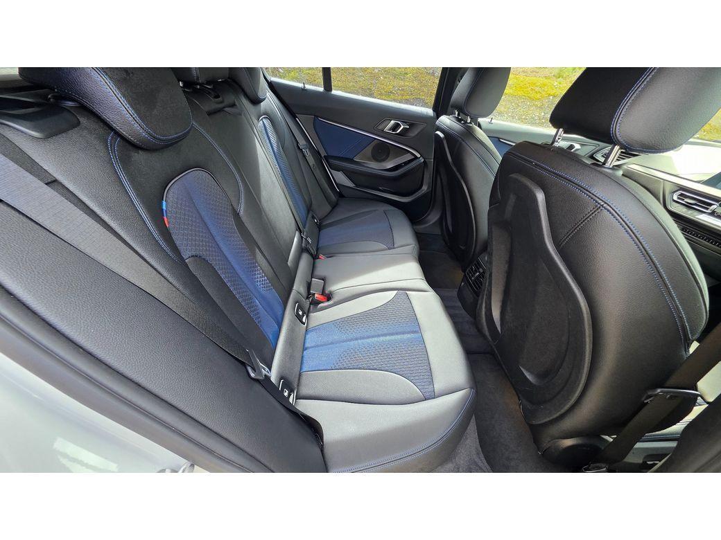 2020 BMW 118 - photo 17