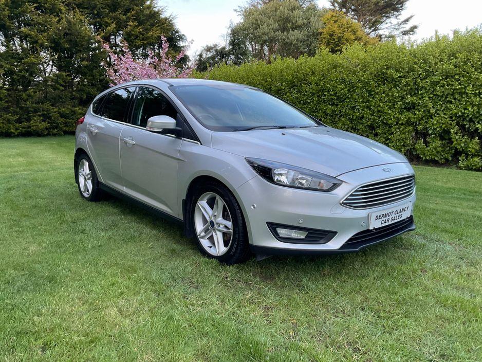 2017 Ford Focus - photo 1