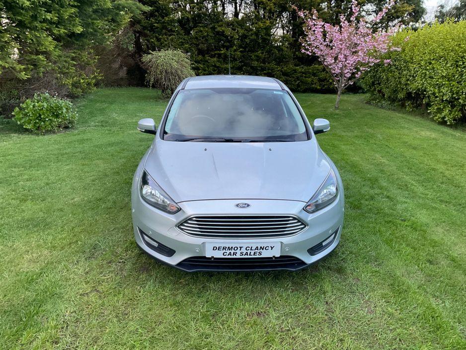 2017 Ford Focus - photo 4