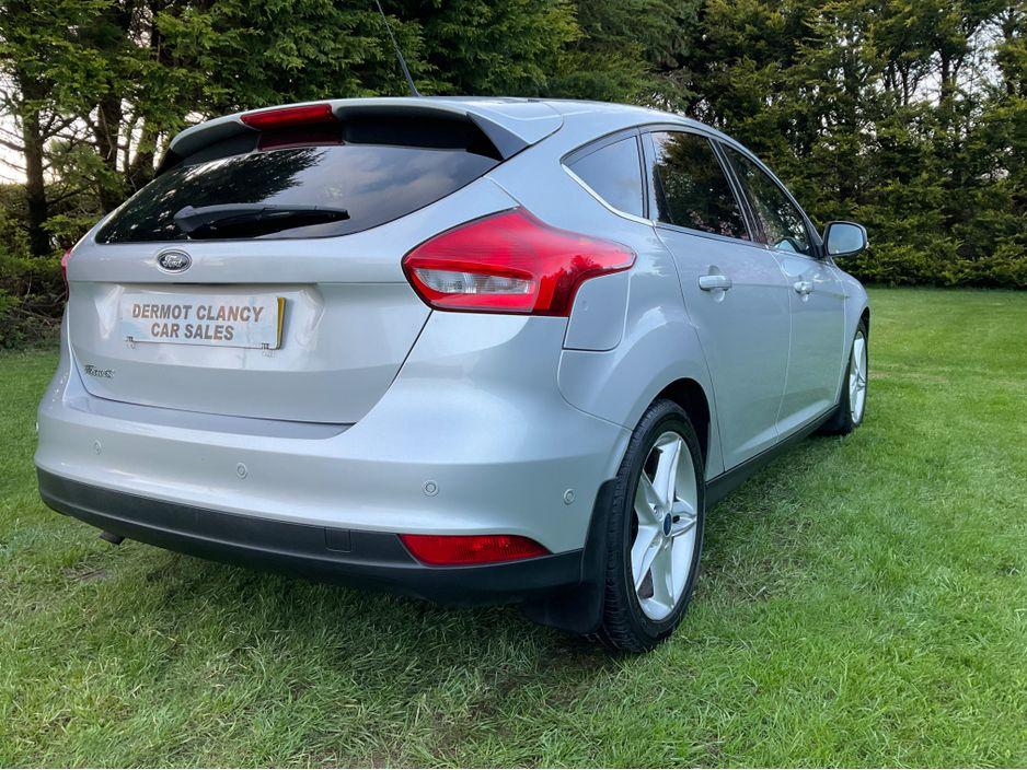 2017 Ford Focus - photo 9