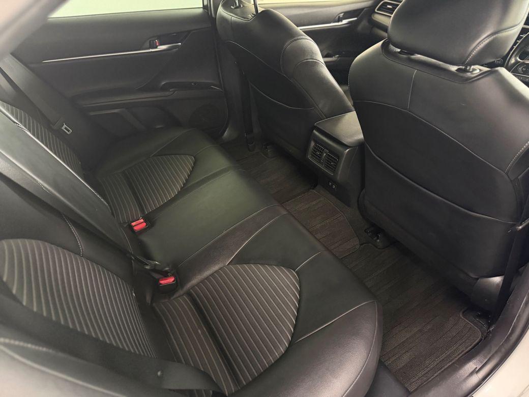 2020 Toyota Camry - photo 14