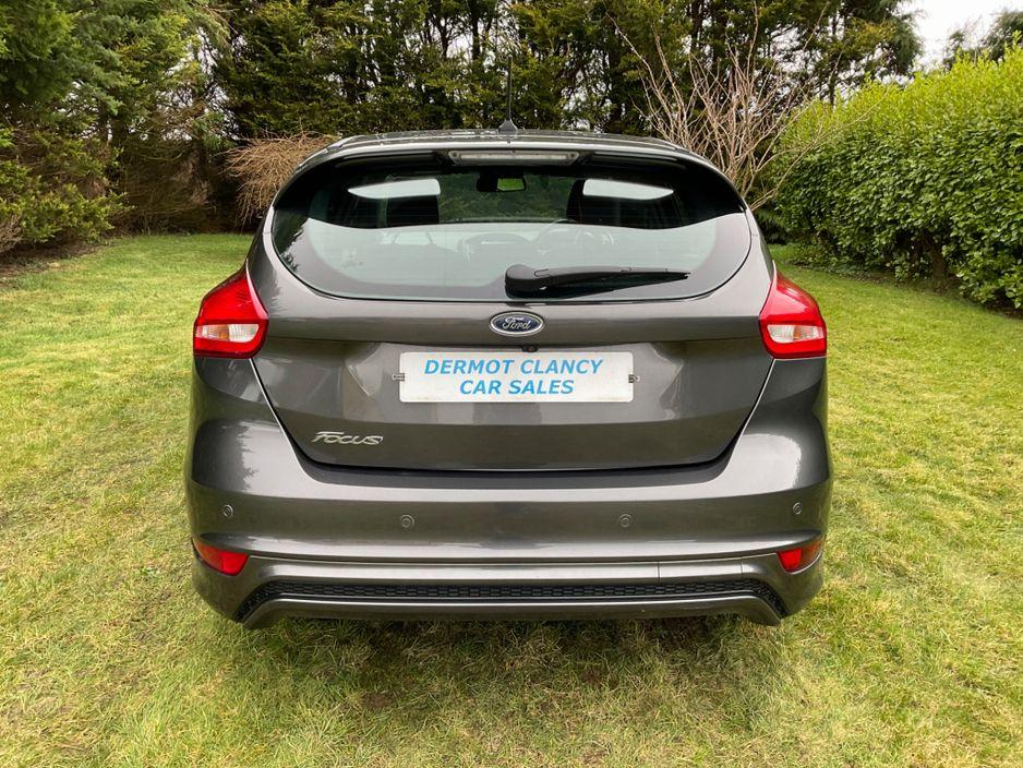2017 Ford Focus - photo 9