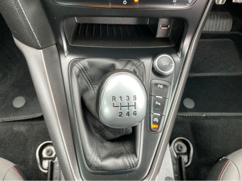2017 Ford Focus - photo 14