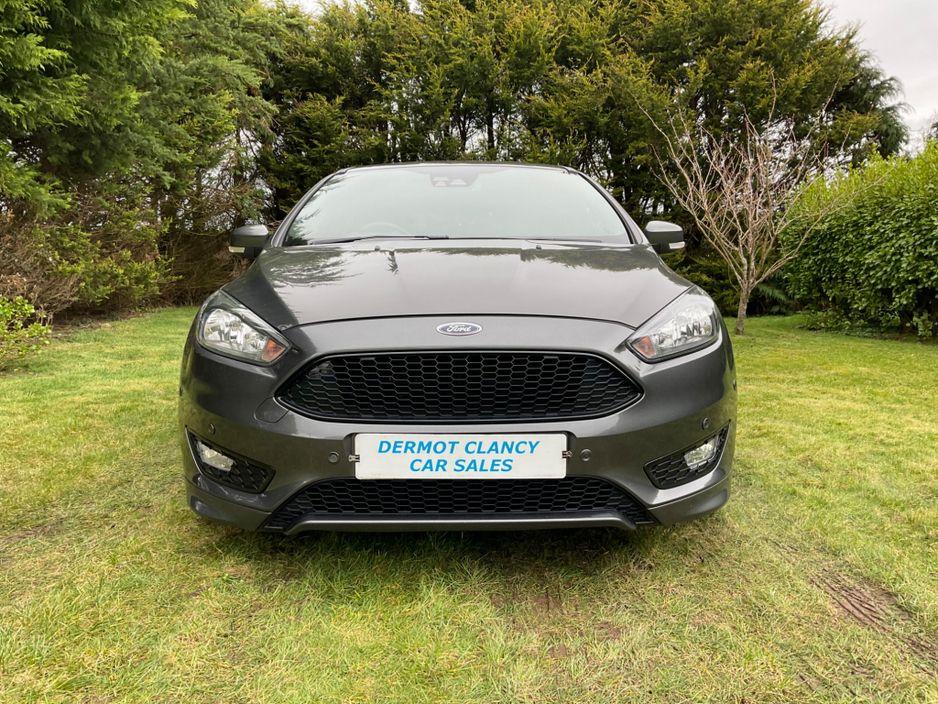 2017 Ford Focus - photo 4