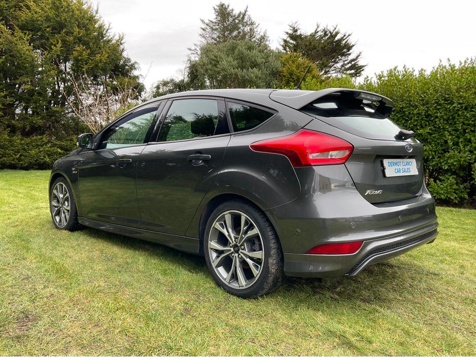 2017 Ford Focus - photo 5