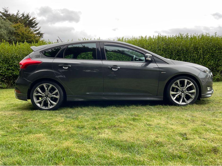 2017 Ford Focus - photo 7