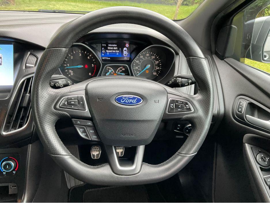 2017 Ford Focus - photo 11