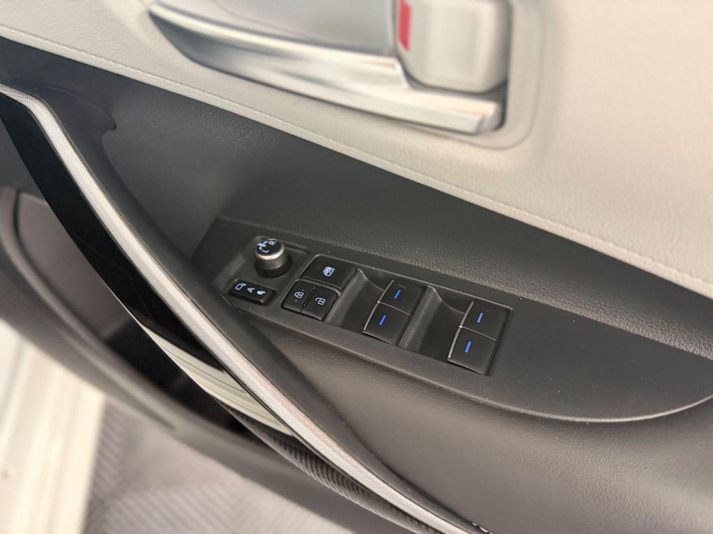2019 Toyota Corolla - photo 12