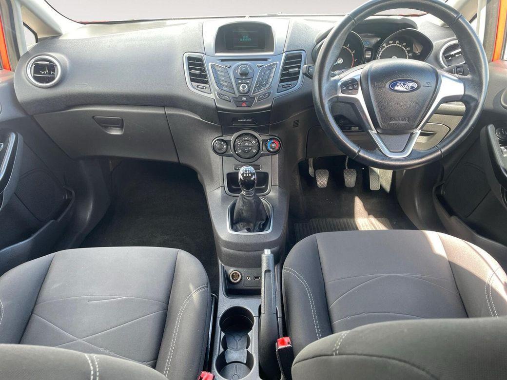 2015 Ford Fiesta - photo 9