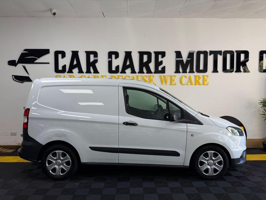 2022 Ford Transit Courier - rear view