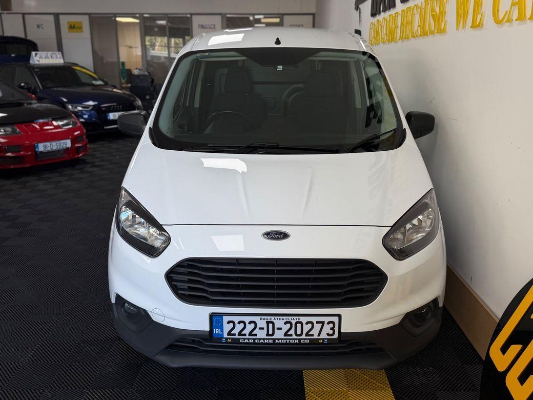 2022 Ford Transit Courier - interior view