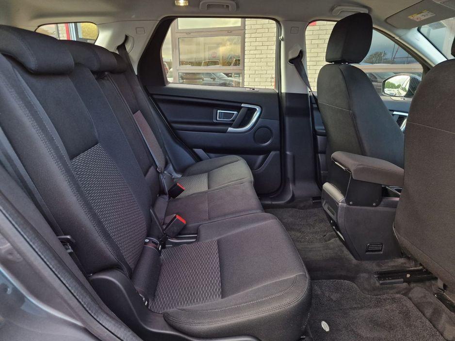 2019 Land Rover Discovery - photo 13