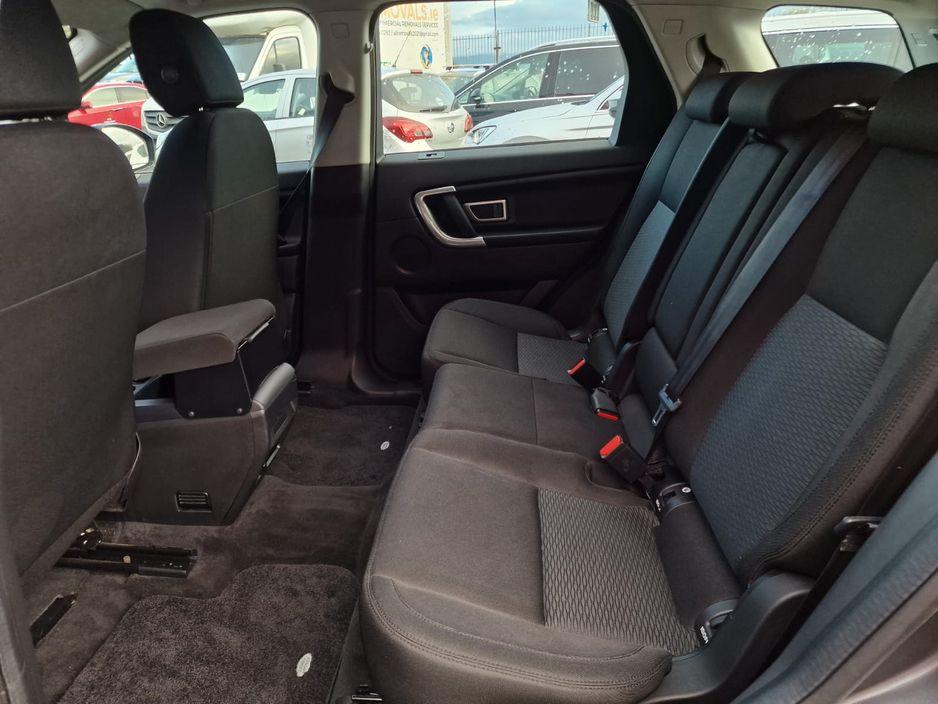 2019 Land Rover Discovery - photo 14