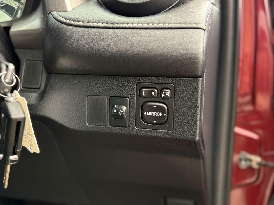 2016 Toyota Rav4 - photo 19