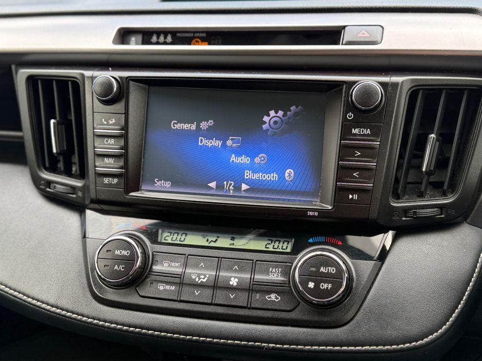 2016 Toyota Rav4 - photo 24