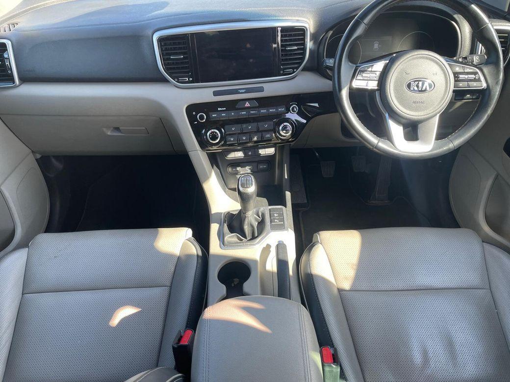 2021 Kia Sportage - photo 12