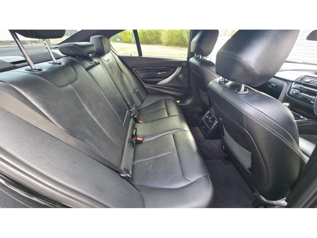 2018 BMW 3 Series - photo 13