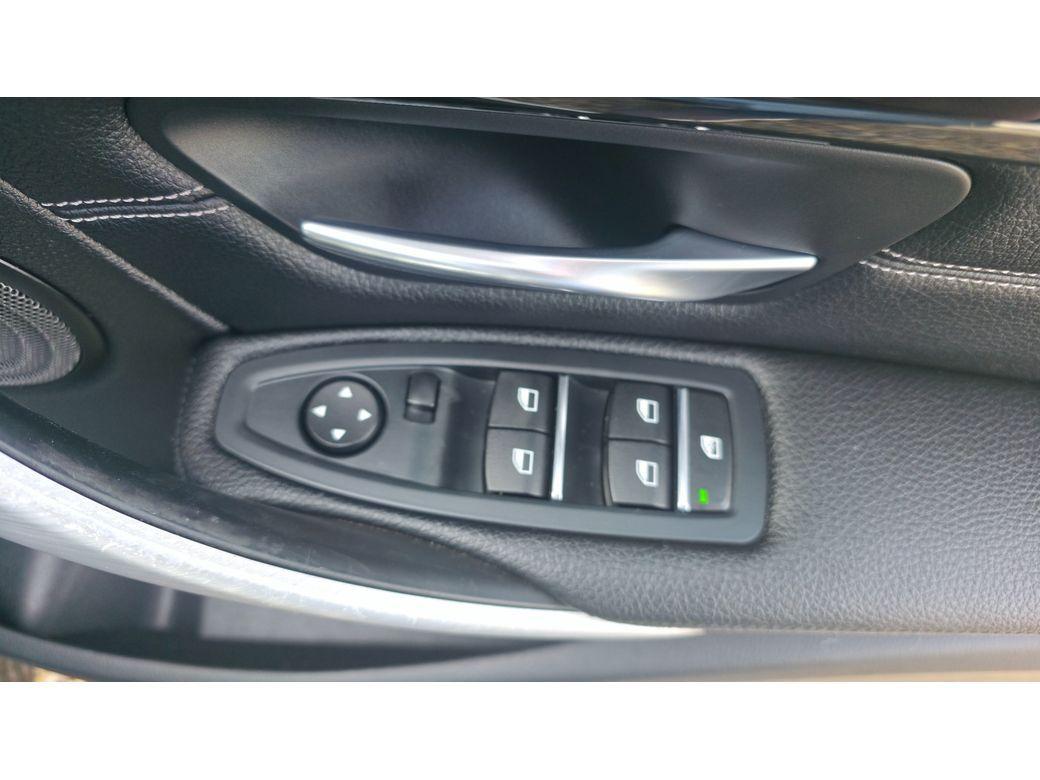2018 BMW 3 Series - photo 12