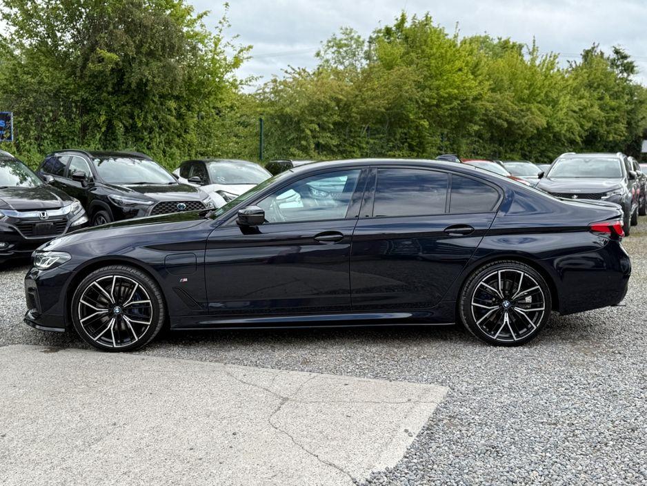 2021 BMW 5 Series - photo 6