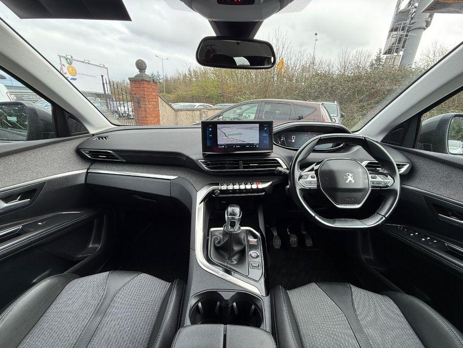 2021 Peugeot 5008 - photo 10