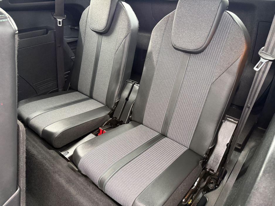 2021 Peugeot 5008 - photo 12